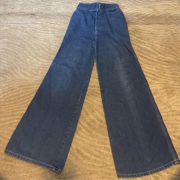 Vintage 1970’s High Waisted Rare Levi’s Bell Bottoms See Measurements - Picture 1 of 16